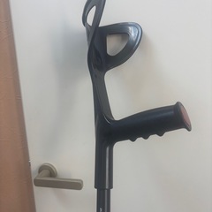 折りたたみ式杖の画像