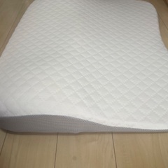 ニトリ枕　の画像