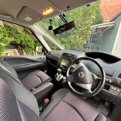 NISSAN セレナの画像