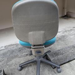 オフィスチェアの画像