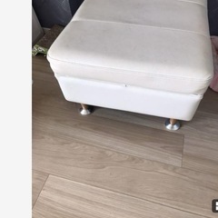 牛革オットマン