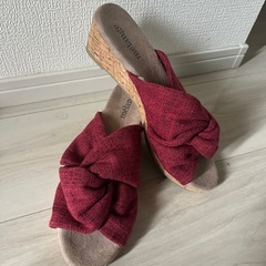 レディース　サンダル　1度のみ使用　美品