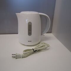 ニトリ  電気ケトル