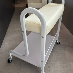 ネイルフット台の画像