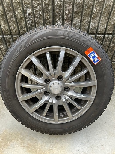 スタッドレス175 65 R15 ４本セット