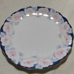 【未使用品】NARUMI　ボーンチャイナ　丸皿の画像