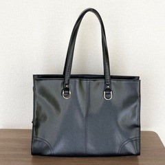【美品】レディースビジネスバッグ A4収納可 