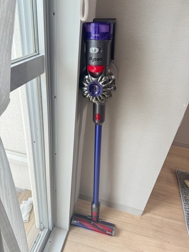 ダイソンV8 掃除機