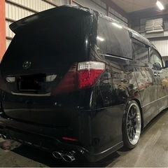 ヴェルファイア20 4本出しマフラー(ギャルソンDAD)