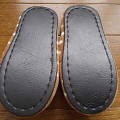 子供用スリッパの画像