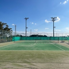 豊川市音羽運動公園テニスコートでテニス🎾