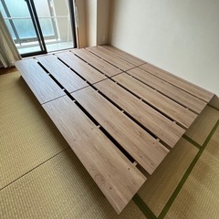 LOWYA ベットフレームの画像