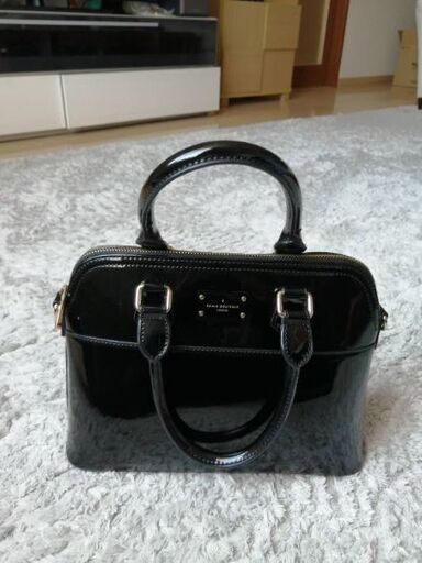 ロンドンPAULS BOUTIQUE ポールズブティック 黒ハンドバッグ