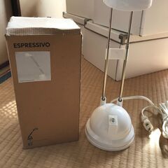 箱付き電気スタンド　600円でお譲りします