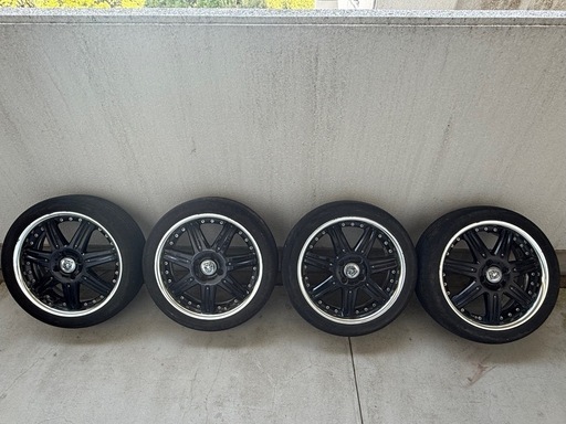 またもや 値下げしました‼️CLUB LINEA 16inchホーイル4本