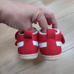 asics  RED 13.0cm の画像