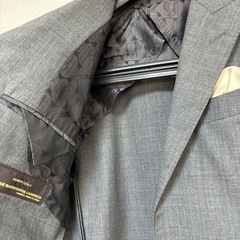 【美品】スーツ  ジャケット　　メンズ　服/ファッション　高級の画像