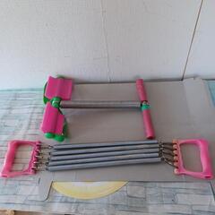 エキスパンダ＆背筋器具