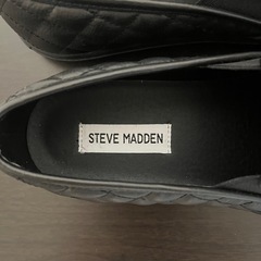 【最終値下げ】Steve Maddenキルティング・スリッポン　未使用品の画像