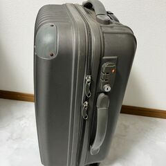キャリーバッグ グレーの画像