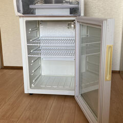 冷蔵庫（ショーケース）の画像
