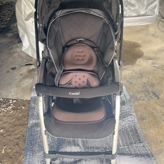 ★コンビ　A型ベビーカー　黒　対面も◯  1ヶ月頃から利用◯  ...