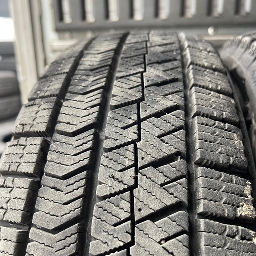 極上タイヤ　BRIDGESTONE ブリヂストン　ブリジストン　VRX2 155/65R13 スタッドレス　タイヤ　2020年〜202