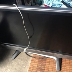 シャープ　液晶TV 37インチ　ジャンク