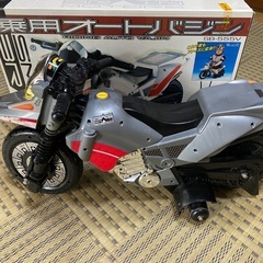 仮面ライダー　バイク　乗り物　
の画像