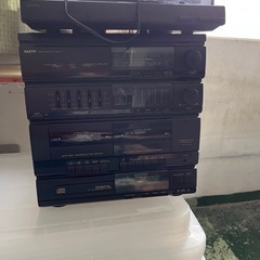 カセットCDレコードプレイヤーの画像