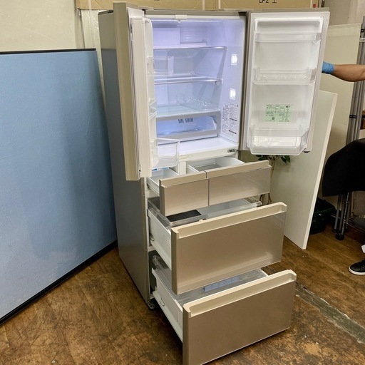 I321 ? ジモティー限定価格！ 【美品】大容量冷蔵庫♪ Panasonic 冷蔵庫 (450L 観音開き) 19年製 NR-SPF