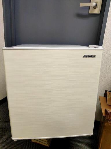 美品！ワンドア冷蔵庫45Lホワイト2018年製1ドア右開き