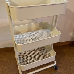   【お取引者さま決定しました】 IKEA 3段ラック