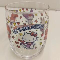 1105-596 キティちゃんの後ろにクロミ