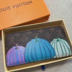 新品未使用✨VUITTON✨長財布の画像