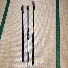 釣り竿　左の2本セット売ります。