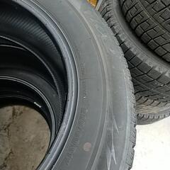 ブリジストン　スタッドレス 225/60R17  六分溝の画像