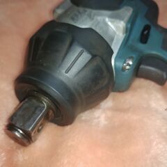 マキタ 18V充電式インパクトレンチ TW1001DZ 動作確認済みの画像