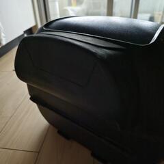 givi リヤボックス　トップボックスの画像