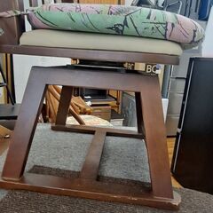 【リサイクルショップどりーむ鹿大前店】No.11279　椅子　回転します　お勧めです　写真参照　激安価格の画像