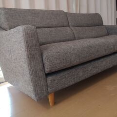 引っ越しのため、ソファを譲る。の画像