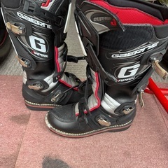 モトクロスブーツの画像