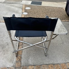 キャプテンスタッグ サイドテーブル付 アルミディレクターチェア の画像