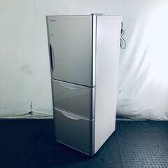 ID:rd24316 【自社配送エリア内限定】日立 HITACHI 冷蔵庫 ファミリー 中古 2018年製 3ドア 265L クリスタルシャンパン ファン式 右開き R-2700HV(XN)  【リユース品：状態B】【送料無料】【設置費用無料】