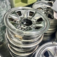 ハイラックス純正ホイールの画像