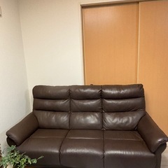 ⭐️キャンペーン 美品‼️早い者勝ち マナベ 3人掛け本革ソファ