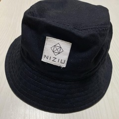 ハット NiziU ブラック
