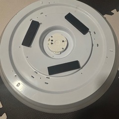 半分くらい使ったシーリングライトの画像