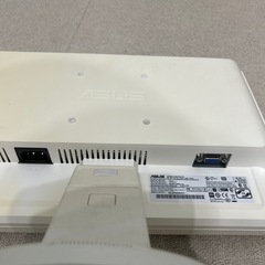 ASUS ディスプレイモニター　VW161D-Wの画像