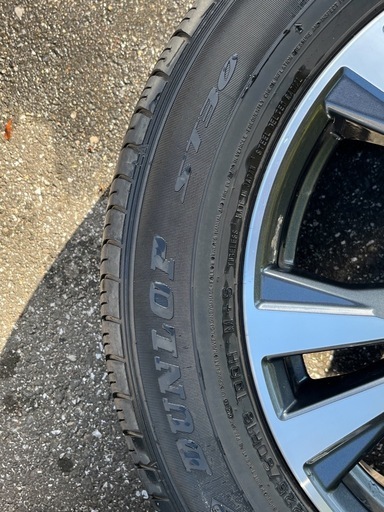日産エクストレイルT32純正　 225/60R18 タイヤ・ホイールセット